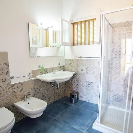 Mareggiata Bed & Breakfast 5*