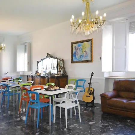 Bed & Breakfast Mareggiata 5*