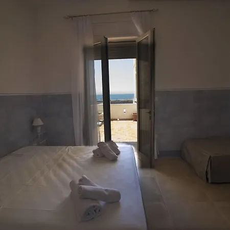 Bed & Breakfast Mareggiata 5*