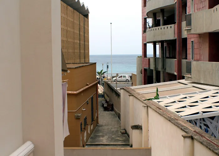 Bed & Breakfast B&B Mareggiata 4*