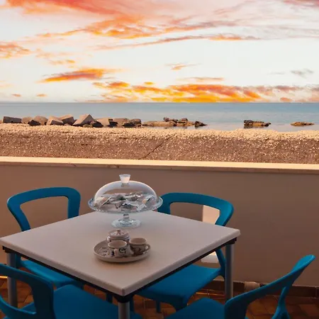 Mareggiata Couette-café 4*