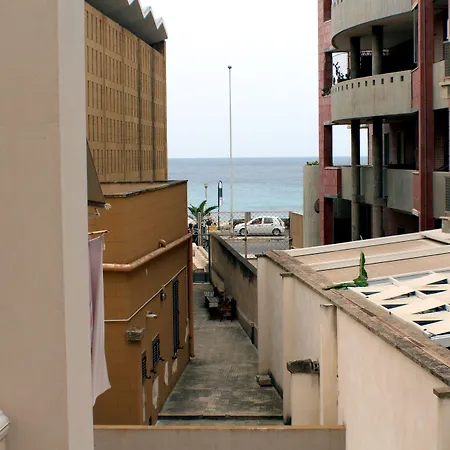 Bed & Breakfast B&B Mareggiata 4*