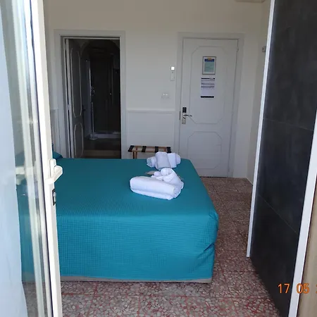 Bed & Breakfast B&B Mareggiata 4*
