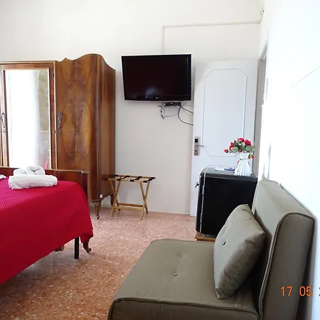 B&B Mareggiata Bed & Breakfast